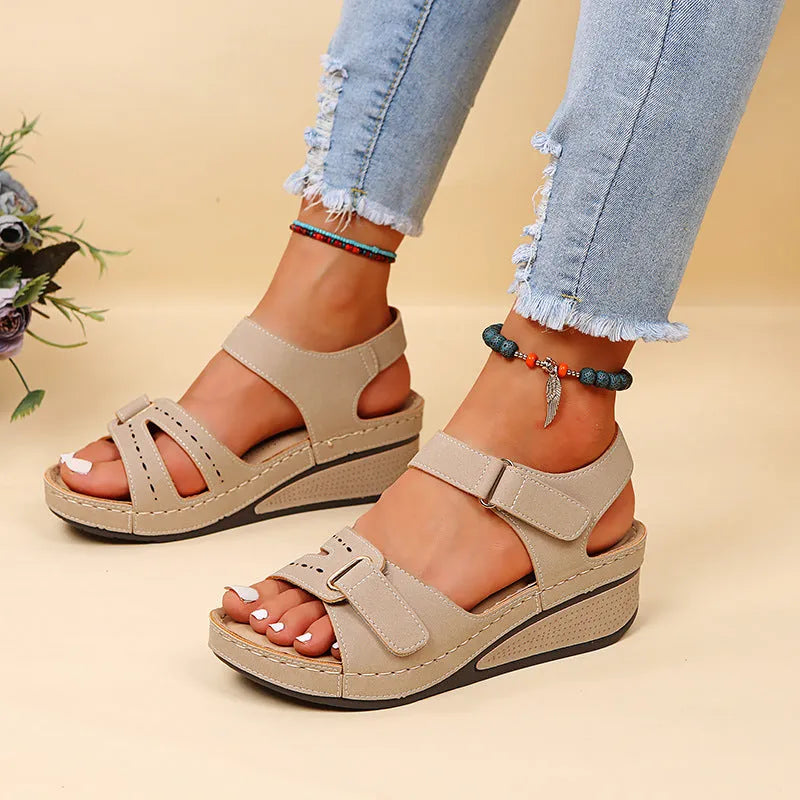 VELORA™ - Sandale compensée orthopédique – Confort ultime & style irrésistible